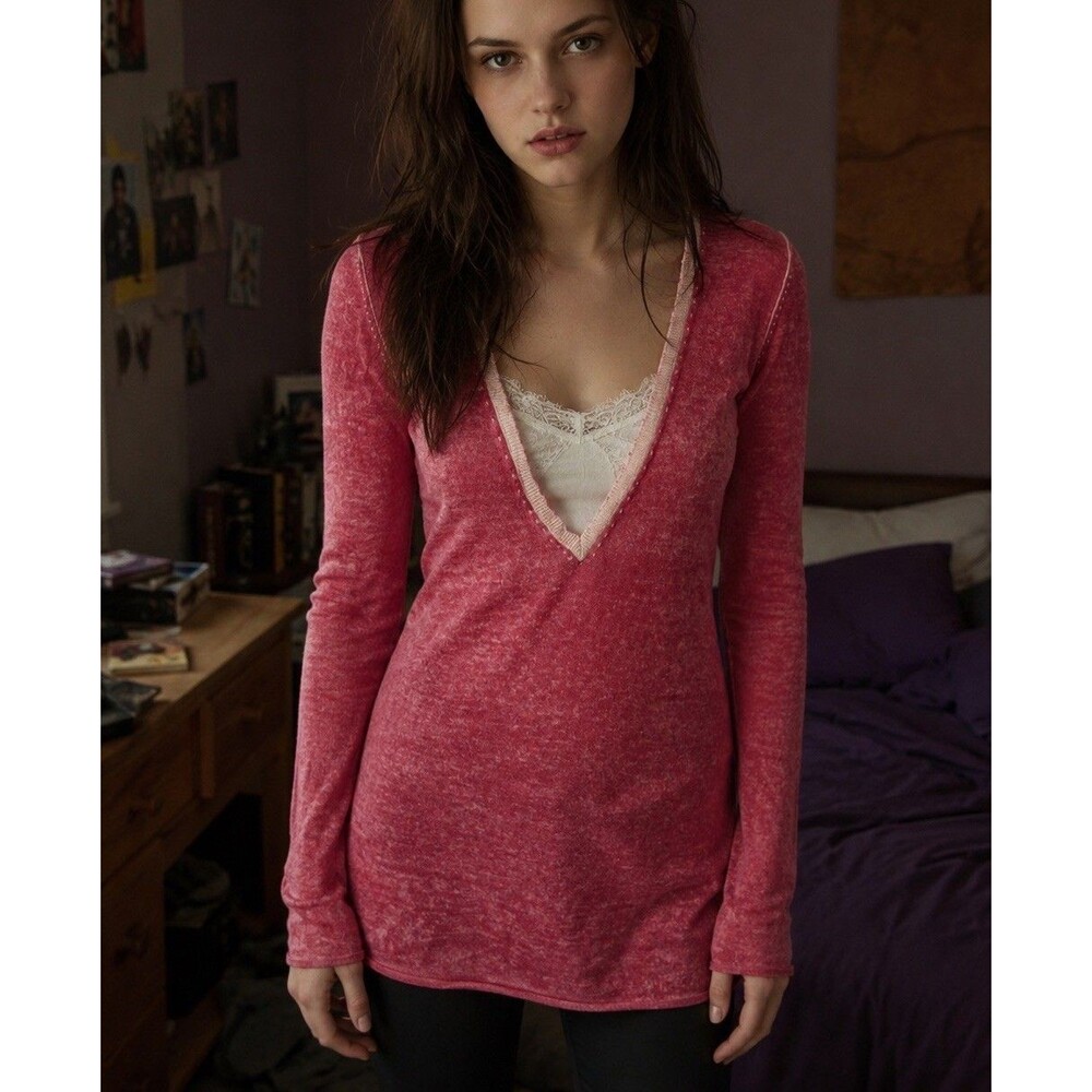 Vintage Red Burnout GAP Top Womens Medium Distressed Deep V-Neck Bella Swan Y2K